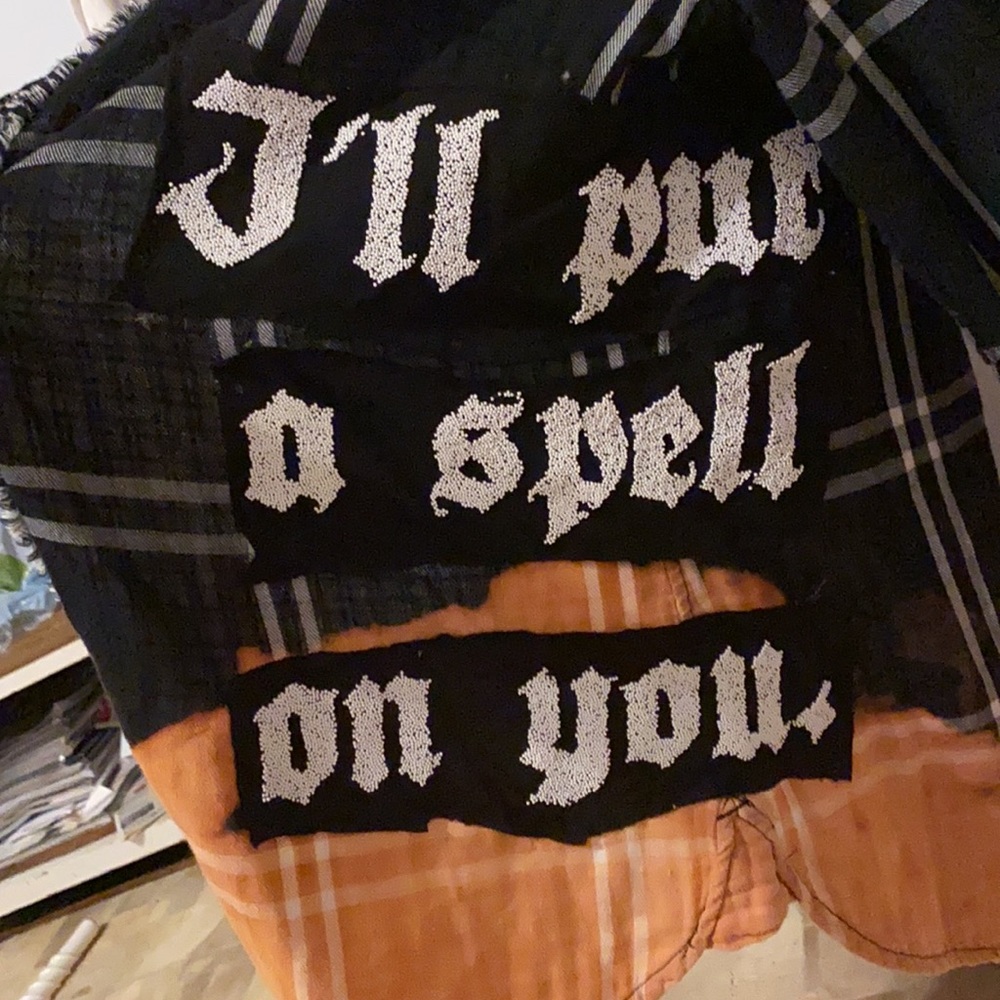 Hocus-pocus themed upcycled flannel - Picture 4 of 5